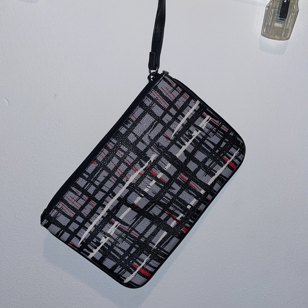 Fall Collection - Designer Wristlet - Picture 2 of 3